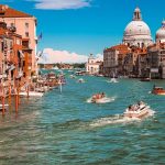 Venedik'i bir günlüğüne ziyaret etmek isteyenler artık giriş ücreti ödemek zorunda