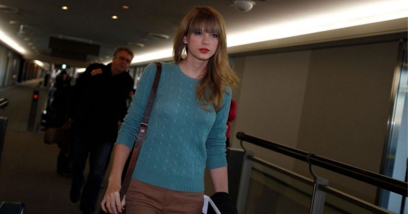Taylor Swift, özel jetini takip eden öğrenciye dava açacağı konusunda uyardı