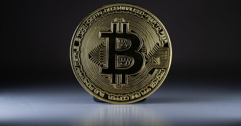 Bitcoin fiyatı 65.000 doların altına düştü