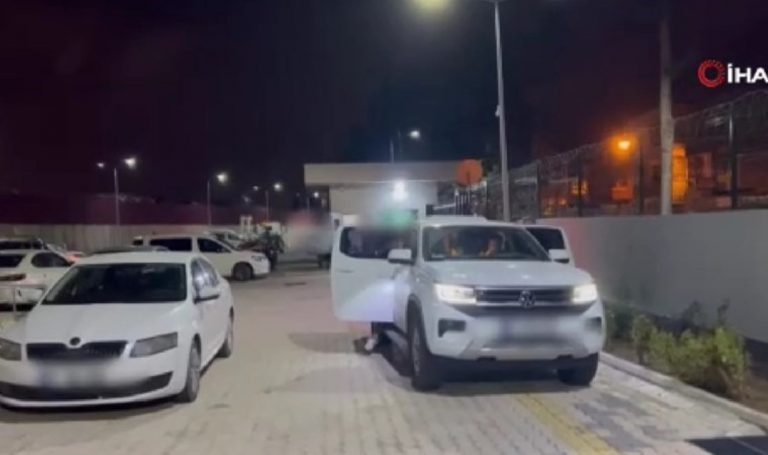 Minibüste 40 ruhsatsız silah bulundu – Son Dakika Türkiye Haberleri