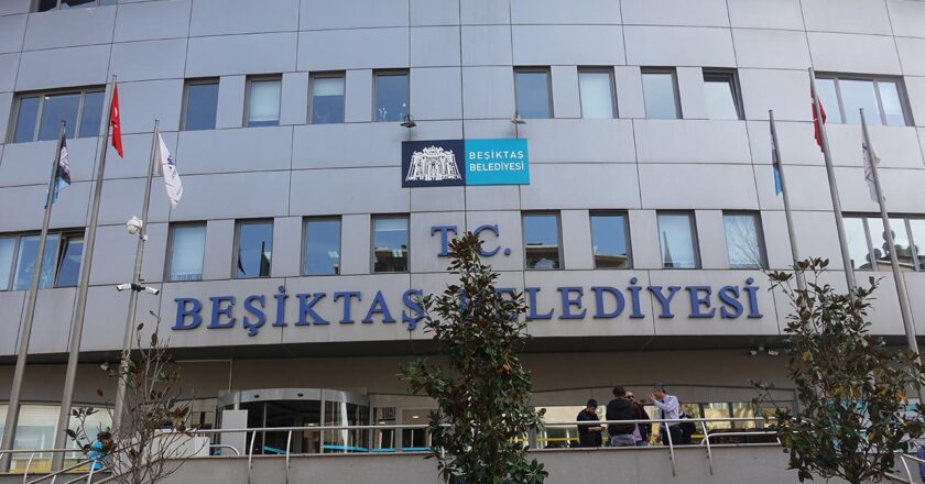 Aziz İhsan Aktaş suç örgütünün Beşiktaş Belediyesi ihalesine sahte imzayla teklif sunduğu iddiası