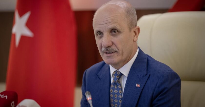YÖK Başkanı Özvar: Çoğu lisans programını 3 yılda tamamlama imkanı doğacak