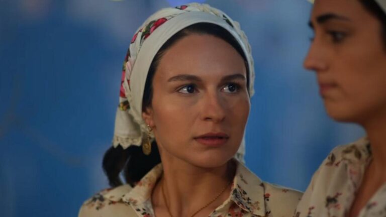 Bir Zamanlar Çukurova’nın Saniye’siydi! Selin Yeninci ödül töreninde ortaya çıktı
